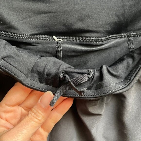 Lululemon Athletica pleated tennis Skort Sz M/L - Picture 5 of 9